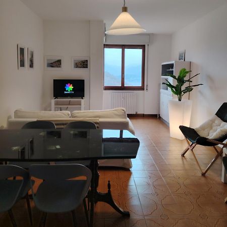 La Casa Di Camilla Apartamento Perledo Exterior foto